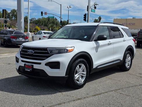 Used 2021 Ford Explorer XLT image 10