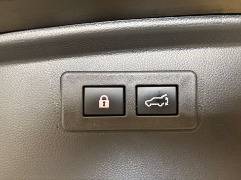 Used 2023 Subaru Outback Touring XT AWD/4WD image 26