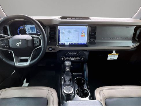 Used 2024 Ford Bronco Wildtrak AWD/4WD image 7