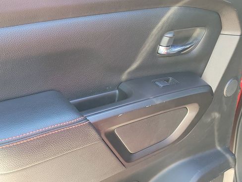 Certified 2020 Nissan Titan PRO-4X w/ Pro-4x Convenience Package image 15