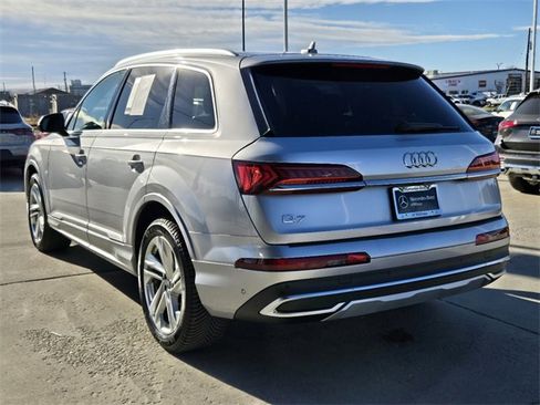 Used 2020 Audi Q7 3.0T Premium Plus image 12