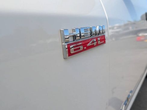 Used 2022 RAM 2500 Tradesman AWD/4WD image 11