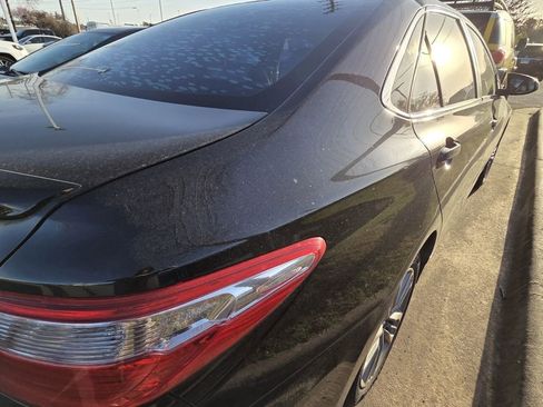 Used 2017 Toyota Camry SE image 7