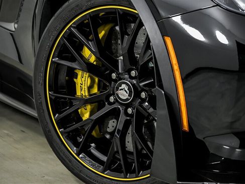Used 2016 Chevrolet Corvette Z06 w/ C7.r Special Edition RWD image 3