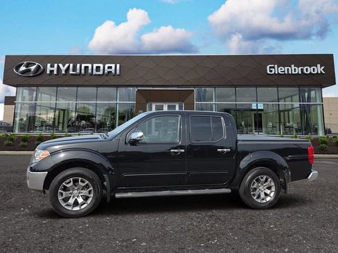 Used 2019 Nissan Frontier SL AWD/4WD image 1
