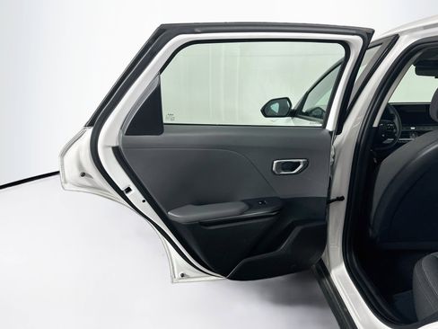 Used 2025 Kia K4 FWD image 26