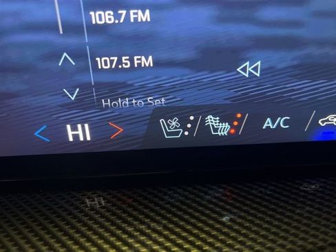 Used 2026 Chevrolet Traverse High Country w/ LPO, Floor Liner Package image 33