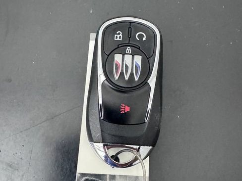Used 2024 Buick Encore GX Preferred w/ Comfort Package AWD/4WD image 44