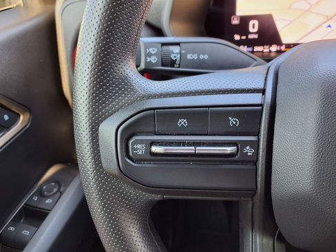 Used 2024 Chevrolet Colorado Trail Boss w/ Technology Package AWD/4WD image 14