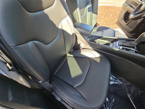 New 2026 Jeep Compass Limited image 10