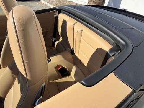 Used 2017 Porsche 911 Carrera image 19