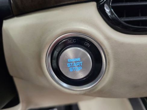 Used 2017 Genesis G90 5.0 Ultimate image 15