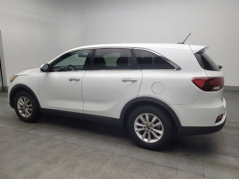 Used 2019 Kia Sorento LX image 3