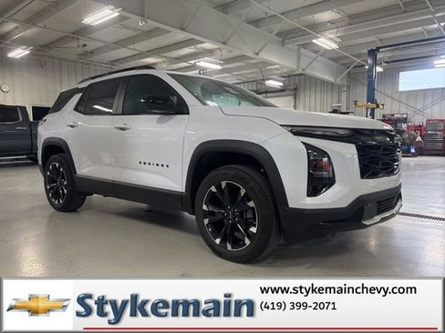 New 2026 Chevrolet Equinox RS w/ Convenience Package III AWD/4WD image 8