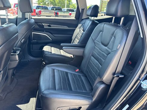 Used 2023 Kia Telluride SX Prestige AWD/4WD image 7