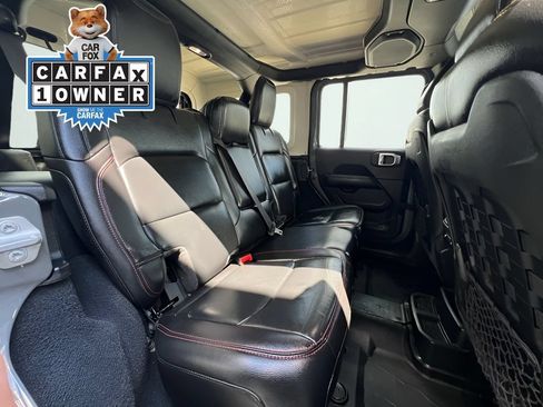 Used 2022 Jeep Wrangler Unlimited Rubicon AWD/4WD image 24