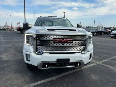 Used 2022 GMC Sierra 3500 Denali AWD/4WD image 3