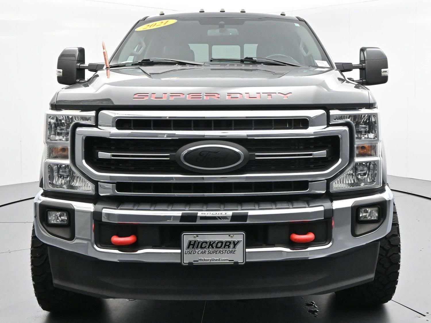 Used 2021 Ford F250 Lariat w/ Lariat Value Package AWD/4WD image 2