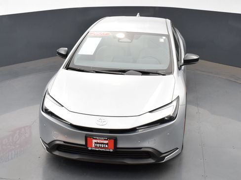 Used 2025 Toyota Prius LE image 22