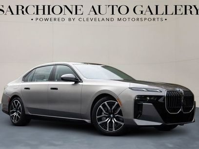 Used 2024 BMW 760i xDrive w/ Premium Package 2