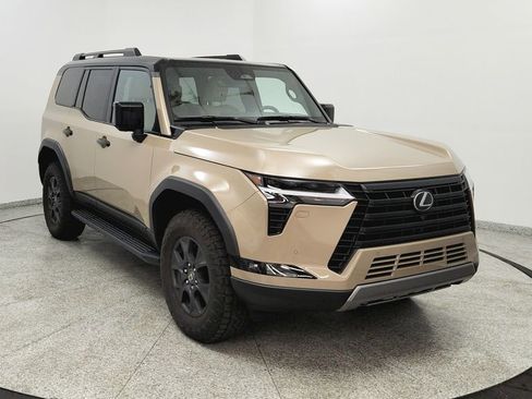 Used 2024 Lexus GX 550 AWD/4WD image 7