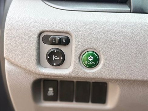Used 2018 Honda Pilot EX image 24
