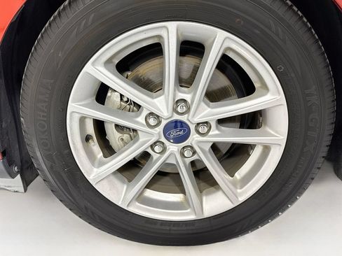 Used 2018 Ford Focus SE FWD image 30