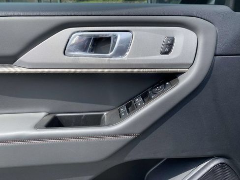 New 2026 Ford Explorer Active w/ Active Comfort Package RWD image 18