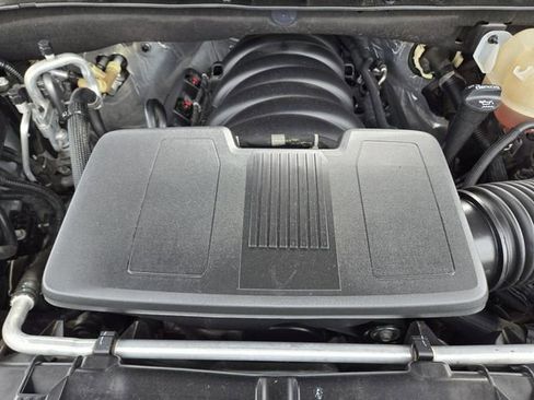 Used 2022 Chevrolet Tahoe Z71 AWD/4WD image 31