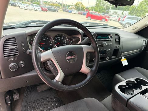 Used 2009 GMC Sierra 1500 SLE w/ Power Pack Plus AWD/4WD image 14