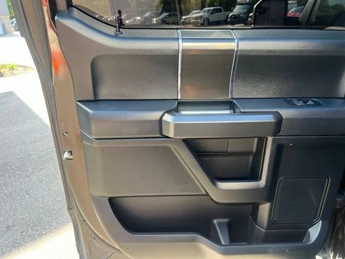 Used 2020 Ford F150 XLT w/ Equipment Group 302A Luxury AWD/4WD image 15