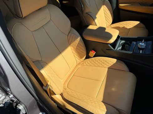 New 2025 Jeep Grand Cherokee Summit w/ High Altitude Package AWD/4WD image 14