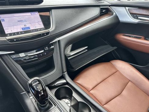 Certified 2023 Cadillac XT5 Premium Luxury AWD/4WD image 33