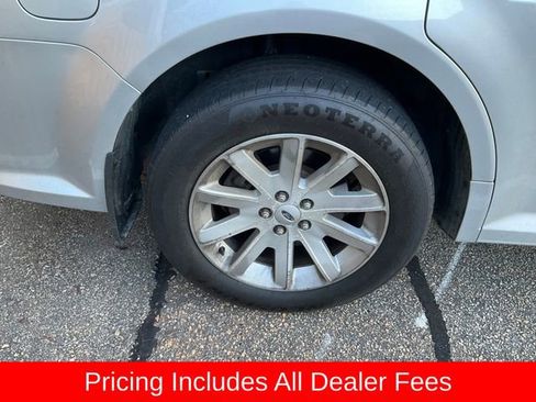 Used 2009 Ford Flex SEL FWD image 11