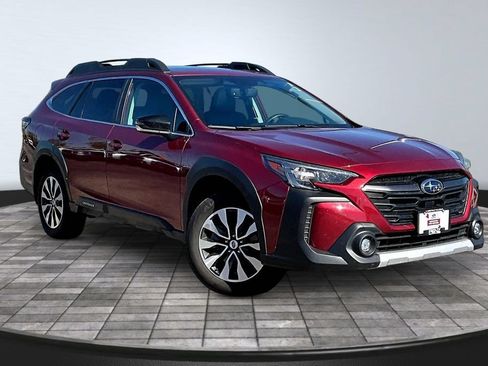 Used 2024 Subaru Outback Limited AWD/4WD image 3