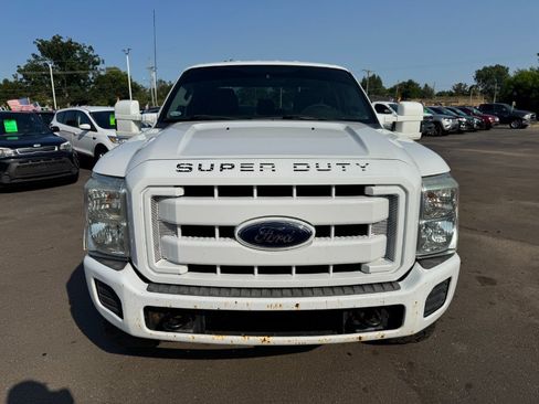 Used 2011 Ford F250 XLT w/ Snow Plow Prep Pkg AWD/4WD image 9