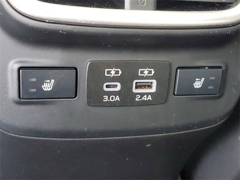 Certified 2023 Subaru Outback Limited image 12
