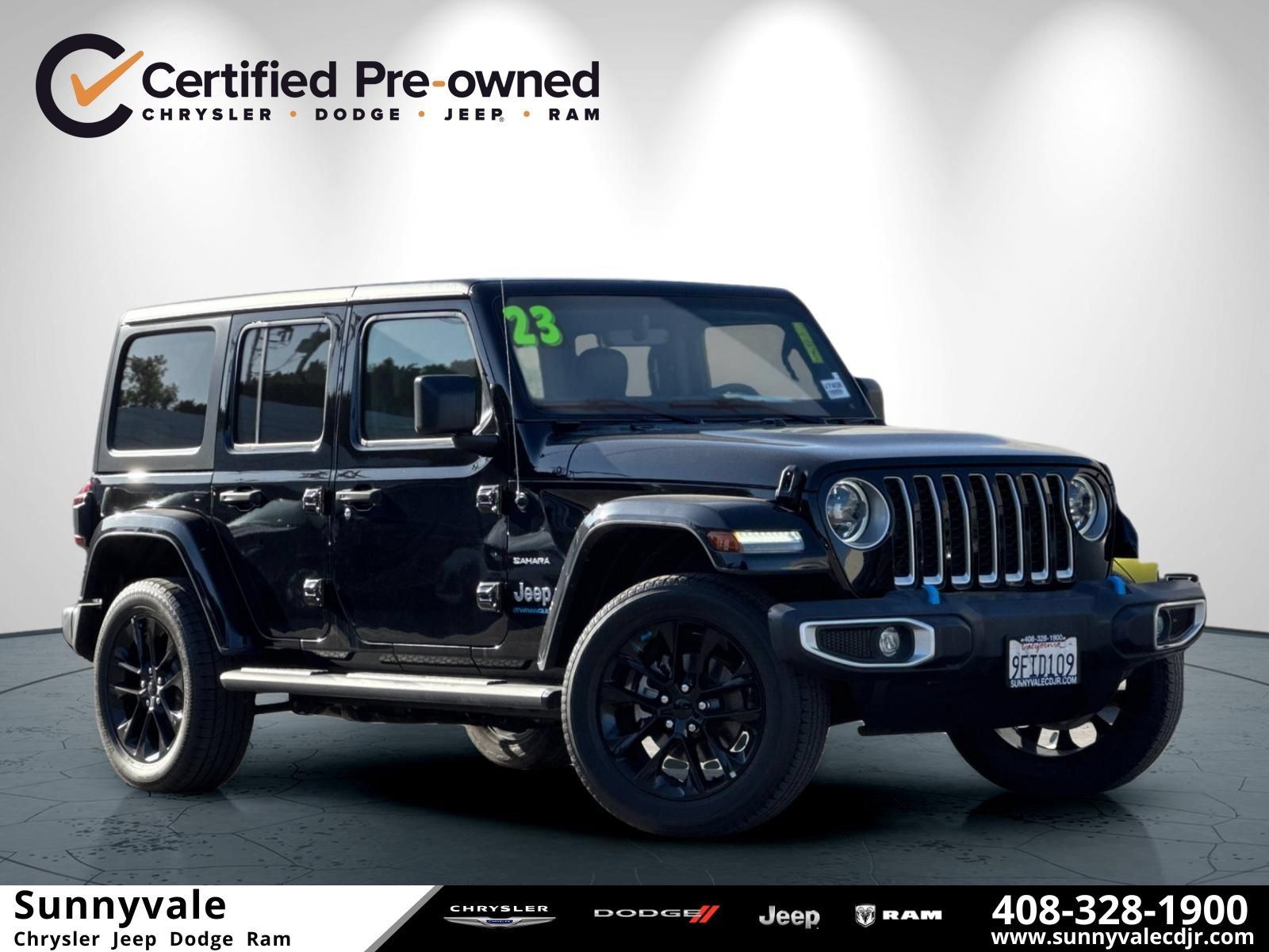 Used 2023 Jeep Wrangler Unlimited Sahara AWD/4WD image 1