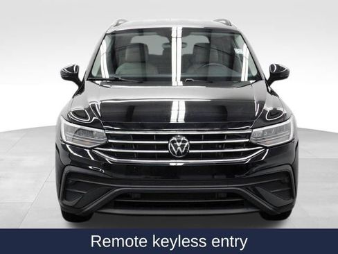 Used 2024 Volkswagen Tiguan S image 3