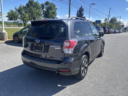Used 2017 Subaru Forester 2.5i Premium w/ All-Weather Package AWD/4WD image 19