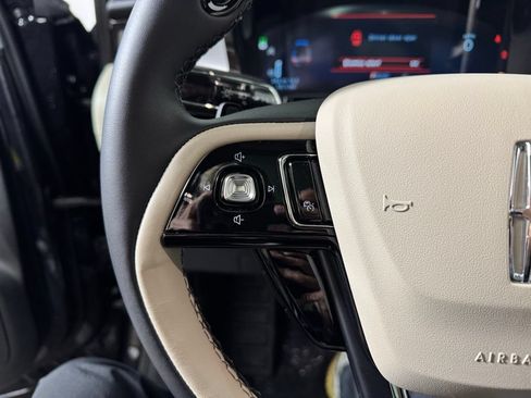 New 2026 Lincoln Corsair Premiere AWD/4WD image 28