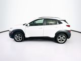 Used 2023 Hyundai Kona SEL image 4