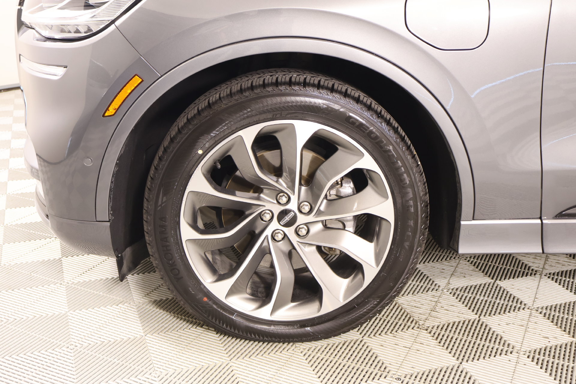 Used 2023 Lincoln Aviator Grand Touring w/ Equipment Group 301A AWD/4WD image 20