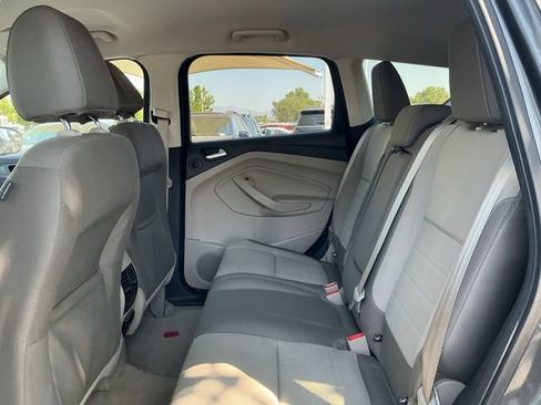 Used 2015 Ford Escape SE w/ Equipment Group 201A FWD image 19