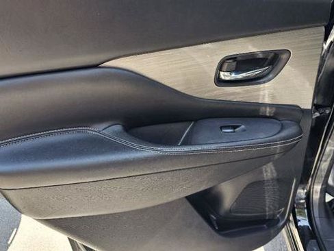 Used 2018 Nissan Murano SV AWD/4WD image 28