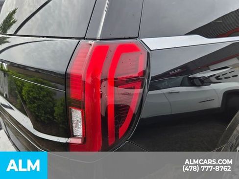 Used 2025 Ford Expedition Active AWD/4WD image 11