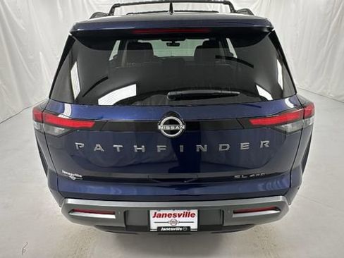 New 2026 Nissan Pathfinder SL AWD/4WD image 4