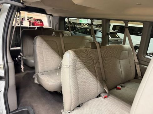 Used 2024 Chevrolet Express 3500 LT w/ LT Preferred Equipment Group RWD image 24