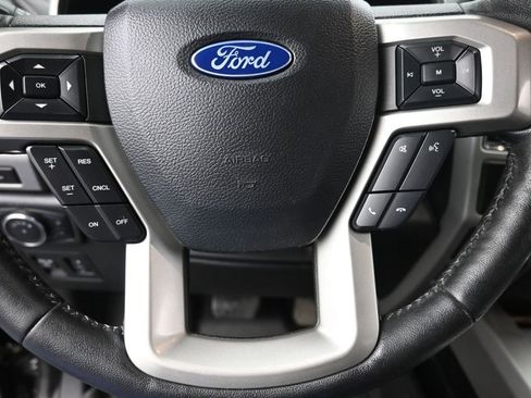 Used 2020 Ford F150 Lariat w/ Equipment Group 502A Luxury AWD/4WD image 17