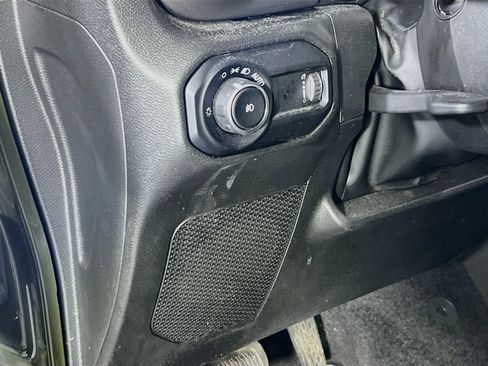 Used 2023 Jeep Wrangler Freedom Edition image 10